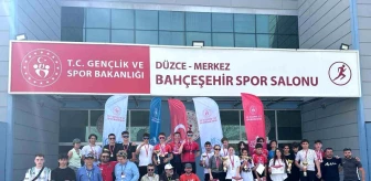 Düzce'de Okul Sporları Bisiklet Müsabakaları Yapıldı