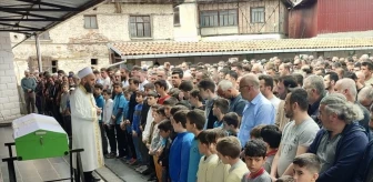 Sinop'ta av tüfeği kazası sonucu hayatını kaybeden çocuğun cenazesi defnedildi