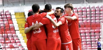 Balıkesirspor, Sebat Gençlikspor'u 4-1 mağlup etti