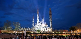 Edirne Valiliği Balkan Şehirleri İş Birliği Edirne Platformu tarafından 5 bin kişilik iftar programı düzenlendi