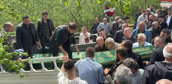 Beşiktaş'ta çıkan yangında hayatını kaybeden baba ve oğlu toprağa verildi