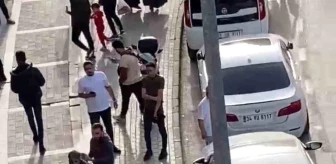 Bursa'da seyyar satıcıların kavgası kameraya yansıdı
