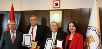 Trakya Üniversitesi'nde En İyi Tez Ödülleri Töreni Düzenlendi