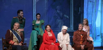 İBB Şehir Tiyatroları Budapeşte'de 'Savaş ve Barış' oyununu sahneleyecek