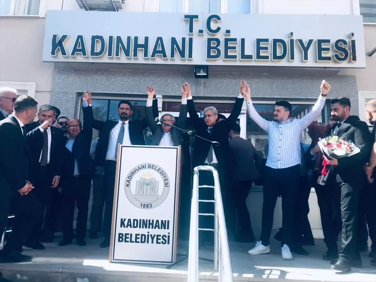 Kadınhanı İlçesinde Belediye Başkanı İrfan Karaca Göreve Başladı
