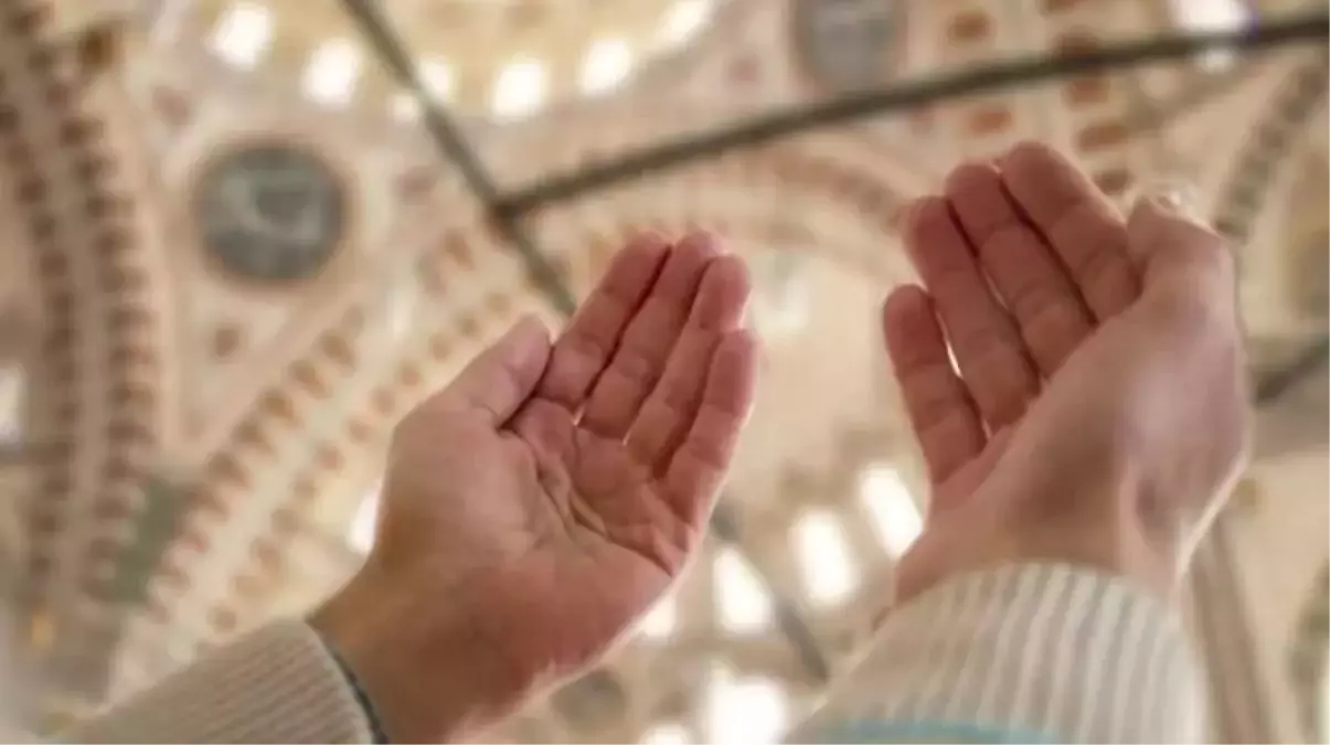 Kadir Gecesi duası hangisi? Diyanet'ten Kadir Gecesi ibadetleri! Kadir gecesinde okunacak zikirler, sureler nelerdir?