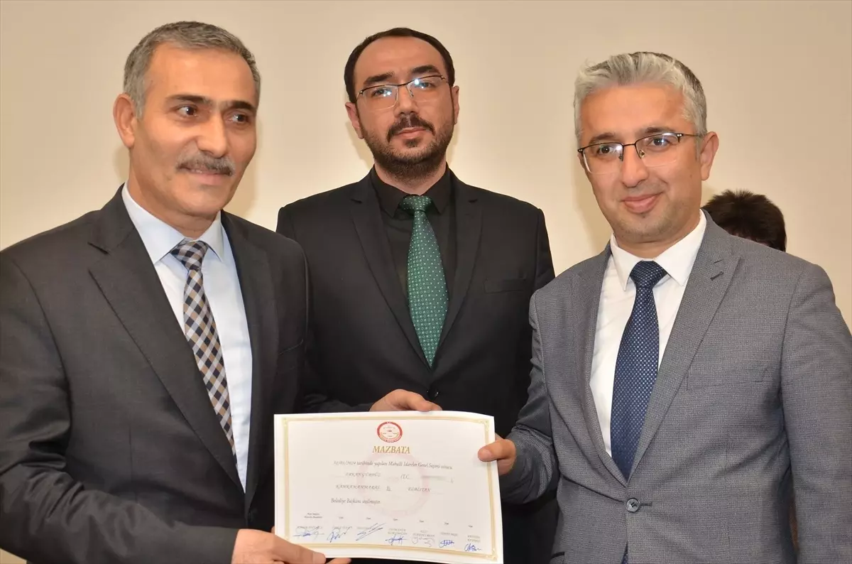 Kahramanmaraş ve Şanlıurfa'da Belediye Başkanları Mazbatalarını Aldı