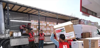 KOMEK Gönüllüleri Gazze'ye Yardım Elçisi