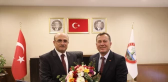 Ali Doğan, Nizip Belediye Başkanı olarak göreve başladı