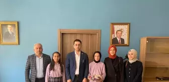 Almus İmam Hatip Ortaokulu Öğrencileri Kaymakamı Ziyaret Etti