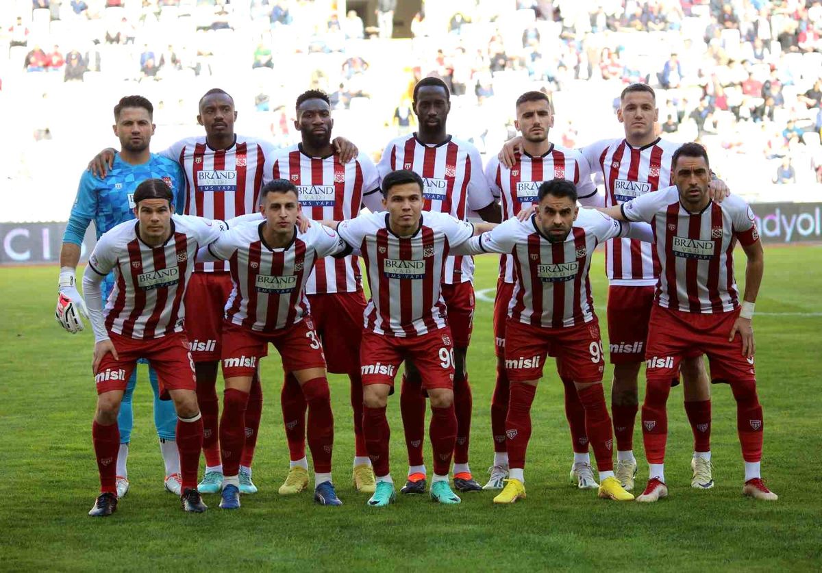 Sivasspor, Fatih Karagümrük'ü 1-0 yenerek 3 maçlık galibiyet hasretini sonlandırdı