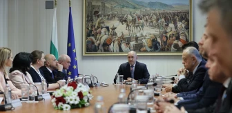 Bulgaristan'da Başbakan Adayı Glavçev, Hükümet Listesini Cumhurbaşkanına Sundu