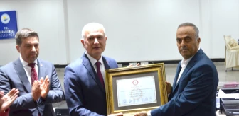 CHP'li Ahmet Çalık, Karamürsel Belediye Başkanı olarak göreve başladı