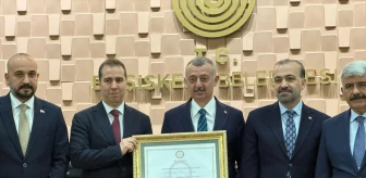 Tahir Büyükakın, Kocaeli Büyükşehir Belediye Başkanlığına yeniden seçildi