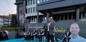 Niğde Belediyesi, Şehit Ömer Halisdemir Meydanı'nda son mahalle iftarını düzenledi
