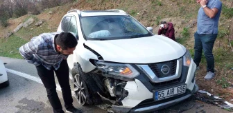 Samsun'da Otomobil Çarpışması: 5 Kişi Yaralandı