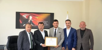 AK Parti'den Yığılca Belediye Başkanı Selami Savaş Göreve Başladı