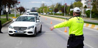Edirne'de Ramazan Bayramı öncesi dron destekli trafik tedbirleri uygulandı