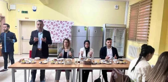 Dumlupınar Kaymakamı Özpınar, Dumlupınar Anadolu Lisesi Pansiyonunda iftar programına katıldı