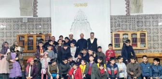 Erzurum'da Minik Kalpler Teravih Namazına Akın Etti