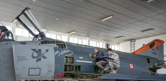Türk Hava Kuvvetleri Komutanlığı, Hava Araçlarını Titizlikle Kontrol Ediyor