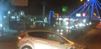 Ankara'da Hatalı Şerit Değiştiren Araç Kaza Yaptı