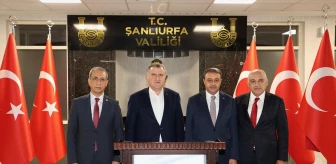 Gençlik ve Spor Bakanı Osman Aşkın Bak ve TFF Başkanı Mehmet Büyükekşi Şanlıurfa Valisi'ni ziyaret etti