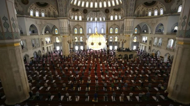 Bayram namazı saat kaçta 2024? Zonguldak bayram namazı kaçta okunuyor, ne zaman kılınacak? İl il Ramazan Bayramı namazı saatleri!