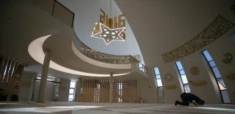 Bursa'da Özgün Mimariye Sahip Babasultan Camisi Açıldı