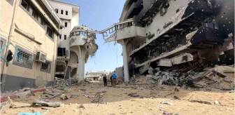 İsrail saldırılarında yıkıma uğrayan Şifa Hastanesi'nde incelemeler yapıldı