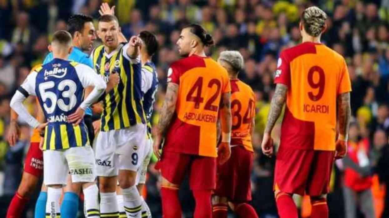 Fenerbahçe sahadan çekildi! Süper Kupa maçı tatil edildi mi? GS-FB derbisi neden iptal oldu?