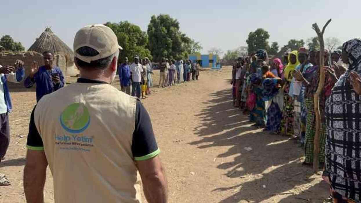 Help Yetim, Mali'de Yaptığı Hazreti İbrahim Camii'nin Açılışını Gerçekleştirdi Help Yetim, Mali'de Yaptığı Hazreti İbrahim Camii'nin Açılışını Gerçekleştirdi