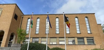 Belçika'da Belediyeler Filistin Bayrağı Çekti