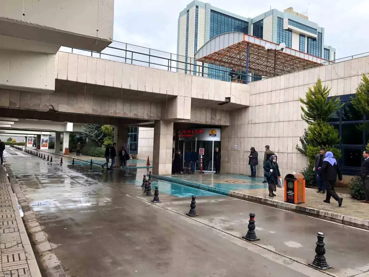 Malatya'da muhtarlık seçimleri nedeniyle çıkan silahlı kavgada 5 kişi yaralandı