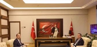 Nizip Belediye Başkanı Ali Doğan, Kaymakam Osman Uğurlu'yu ziyaret etti