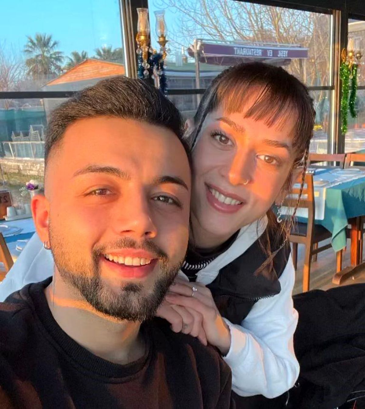 Beşiktaş'ta motosiklet kazası sonucu hayatını kaybeden genç kızın cenazesi Adli Tıp Kurumundan alındı