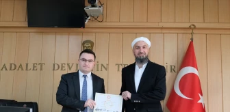 Mehmet Murat Çoruhlu Karapürçek Belediye Başkanı olarak göreve başladı