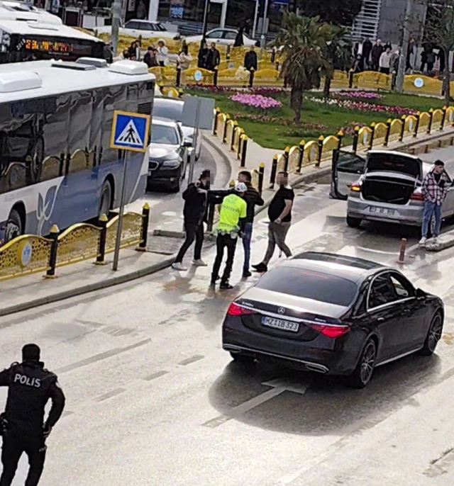 Elazığ'da park tartışması polisin hızlı müdahalesi faciayı önledi