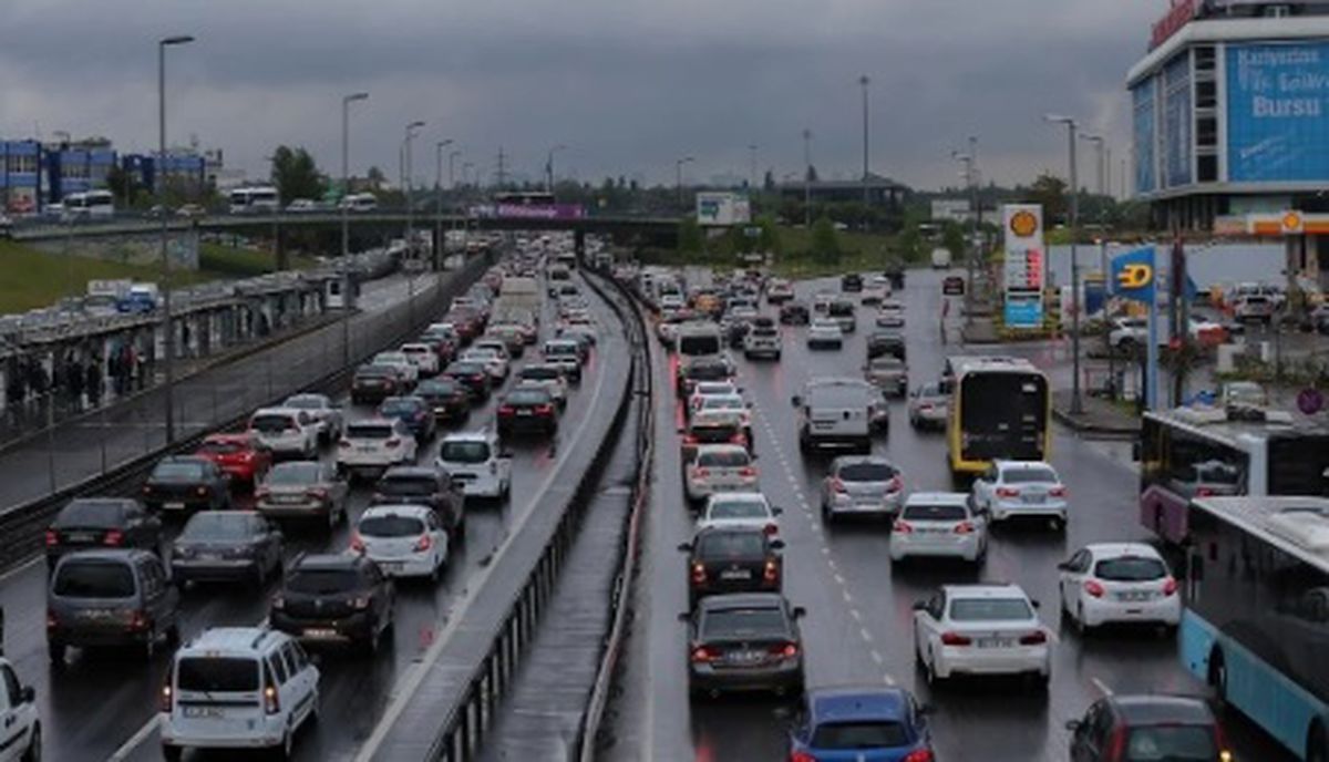 İSTANBUL BOŞALDI MI? Ramazan Bayramı'nın ilk günü İstanbul'da trafik yoğunluğu yüzde kaç? İstanbul son dakika trafik yoğunluğu haritası!