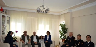 Kaymakam Mustafa Can, Akçakoca'da Şehit Aileleri ve Gazileri Ziyaret Etti