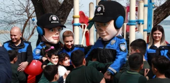 Adana Emniyet Müdürlüğü Çocuklara Sürpriz Yaptı