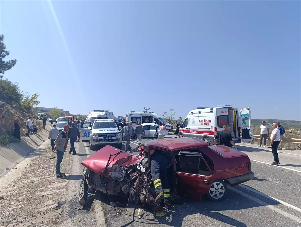 Bilecik'te trafik kazası: 9 yaralı