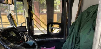 Küçükçekmece'de İETT Otobüsüne Saldırı