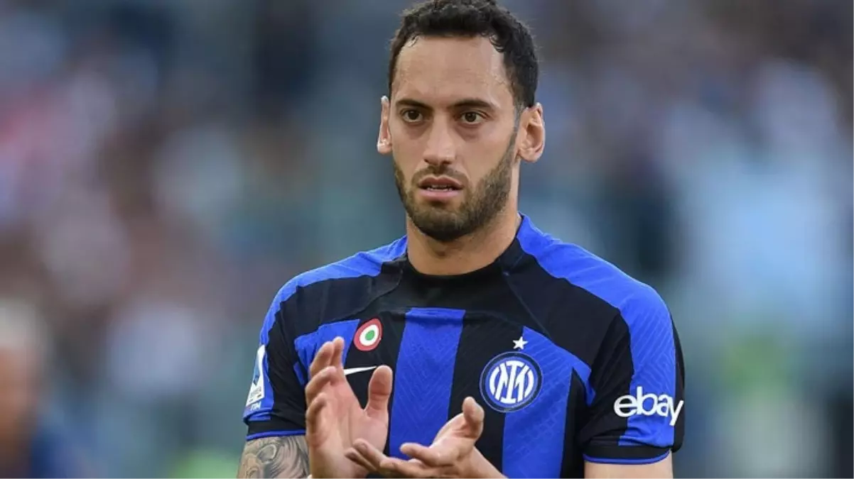 Hakan Çalhanoğlu'ndan bomba itiraf: Galatasaray'a duyduğum sevgiyi, saygıyı hiçbir zaman saklamadım