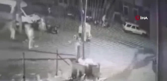 İstanbul'da silahlı saldırı kamerada: Sevgilisini rahatsız eden kişiye kurşun yağdırdı