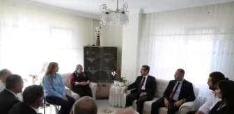 Kırklareli Valisi Birol Ekici, şehit ailesi ve gazileri ziyaret etti