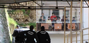 Amasya'da 25 kaçak göçmen kaçtı