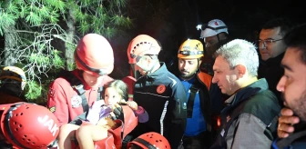 Antalya'da teleferik kazasında mahsur kalanların kurtarılma çalışmaları devam ediyor