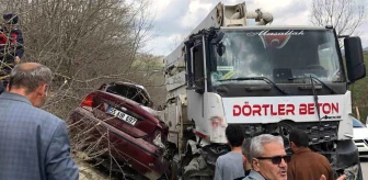 Samsun'da beton mikseri ile otomobilin çarptığı trafik kazasında 1 kişi hayatını kaybetti