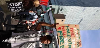 Tokyo'da Filistin'e Destek Gösterisi